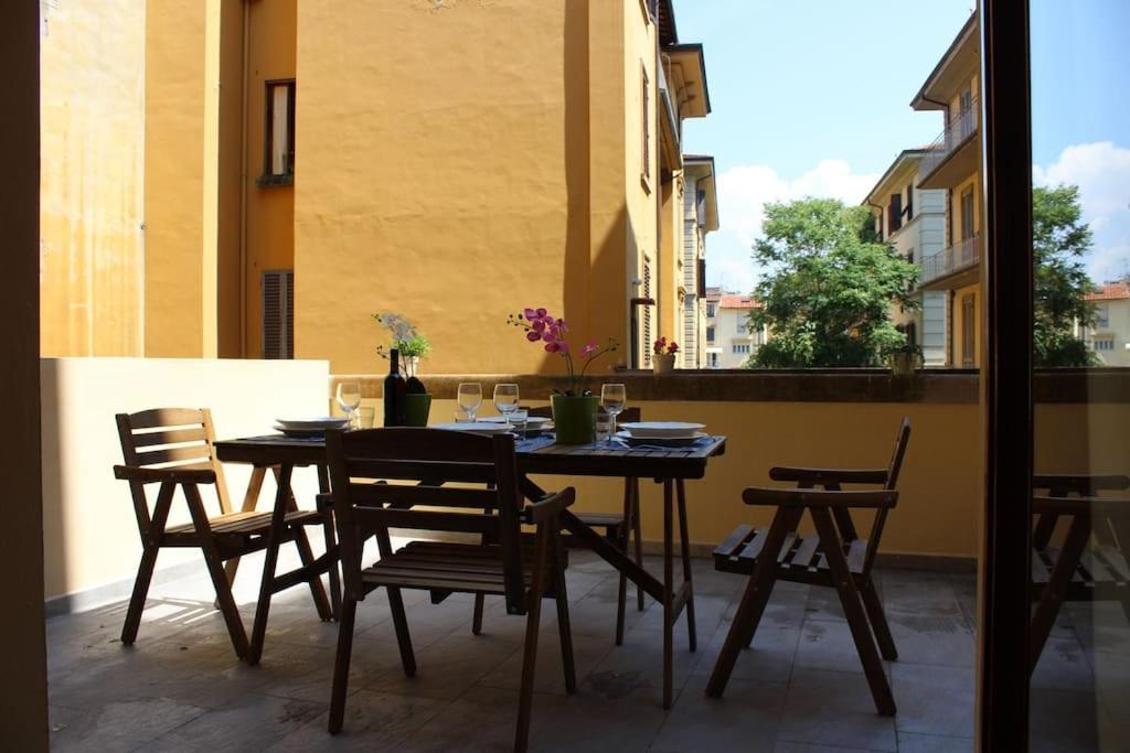 Art Apartment Stazione B Флоренция Экстерьер фото