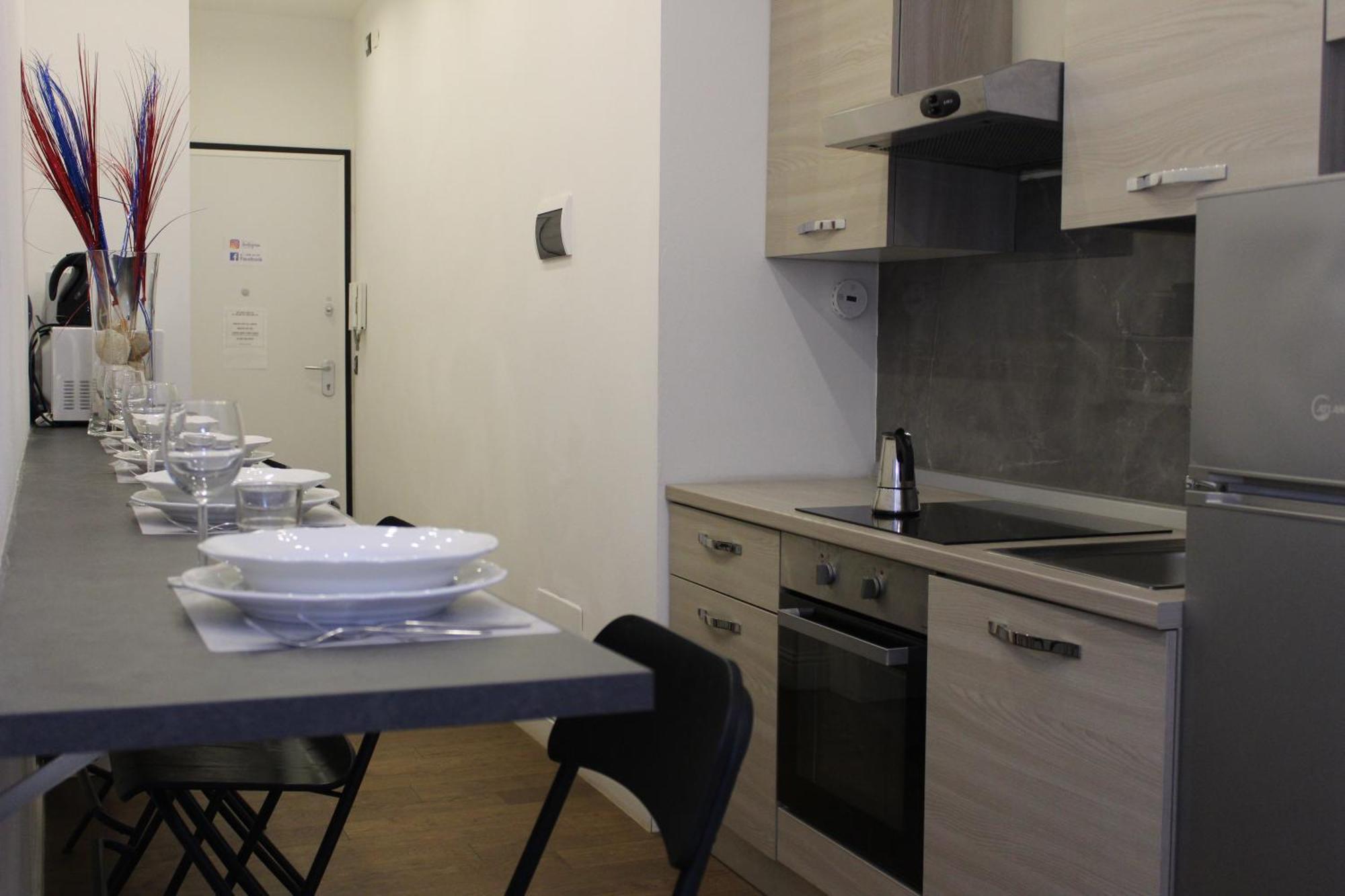 Art Apartment Stazione B Флоренция Экстерьер фото