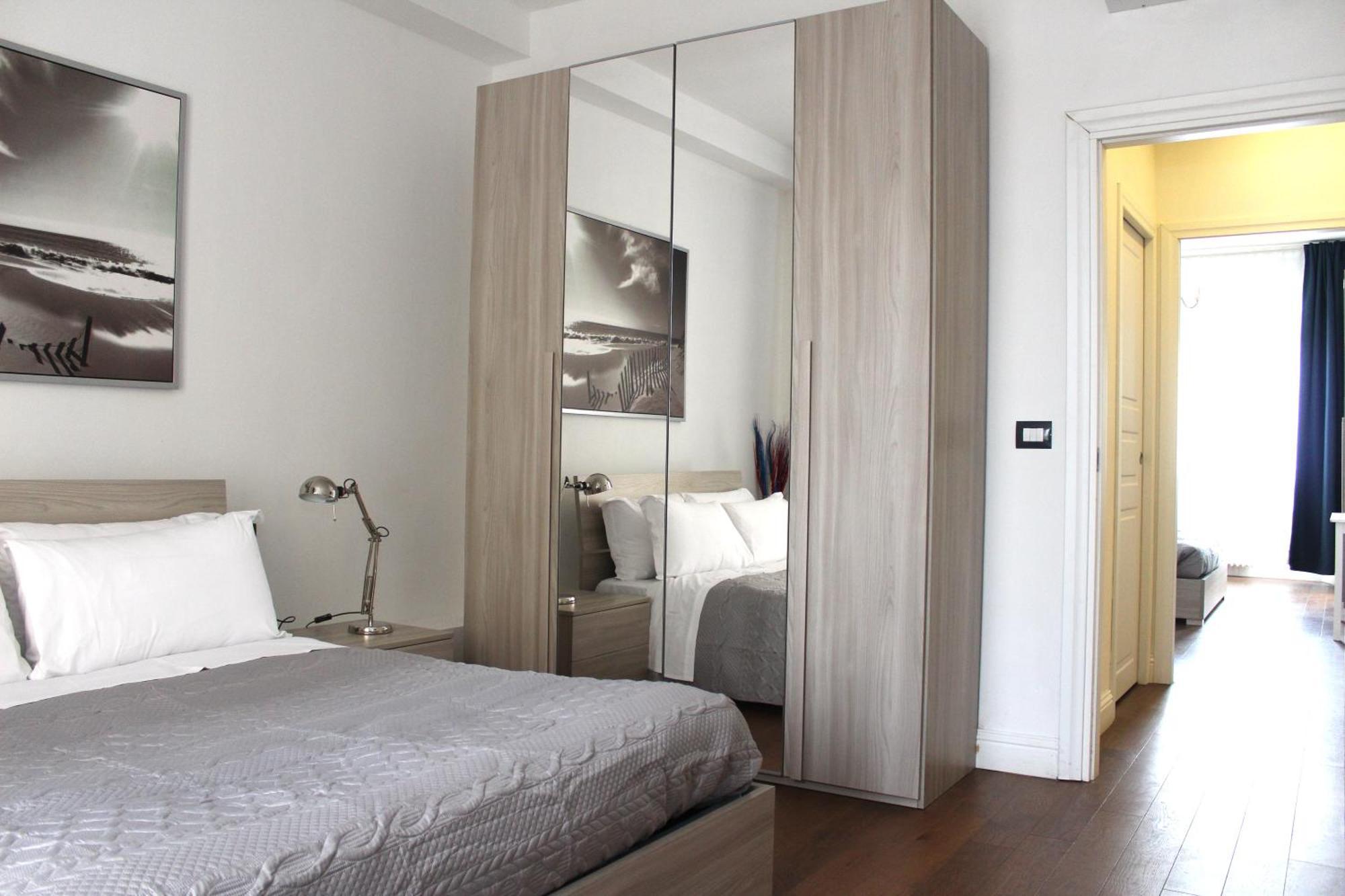 Art Apartment Stazione B Флоренция Экстерьер фото